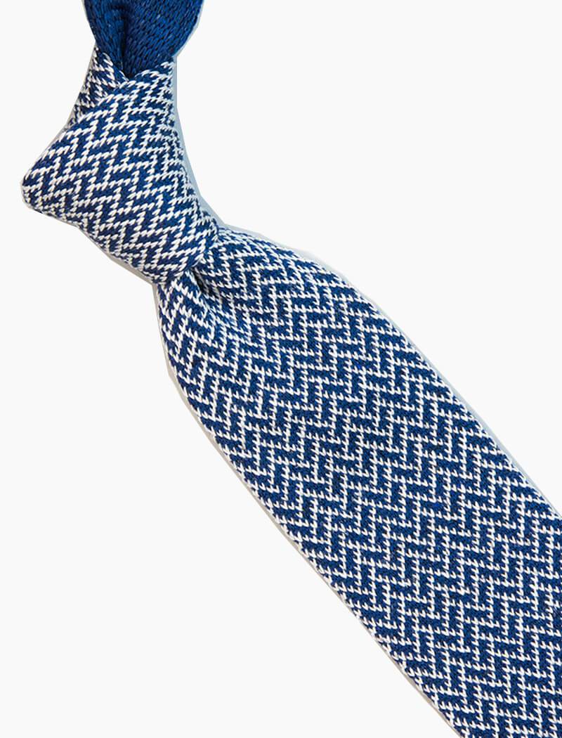 Blue Silk & Linen Herringbone Knitted Tie | 40 Colori