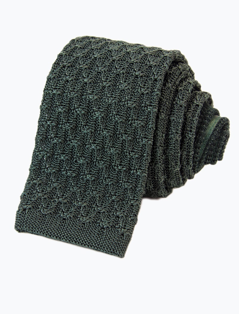 Green Criss Cross Shappe Silk Knitted Tie