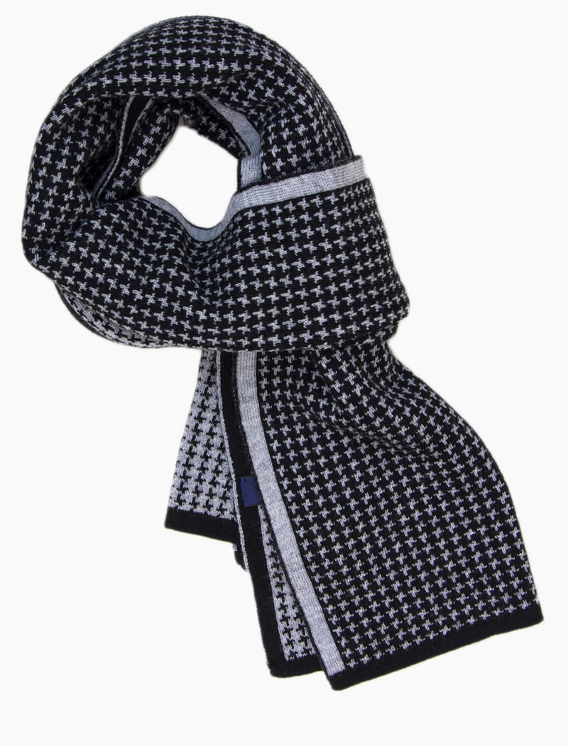 Black wool scarf