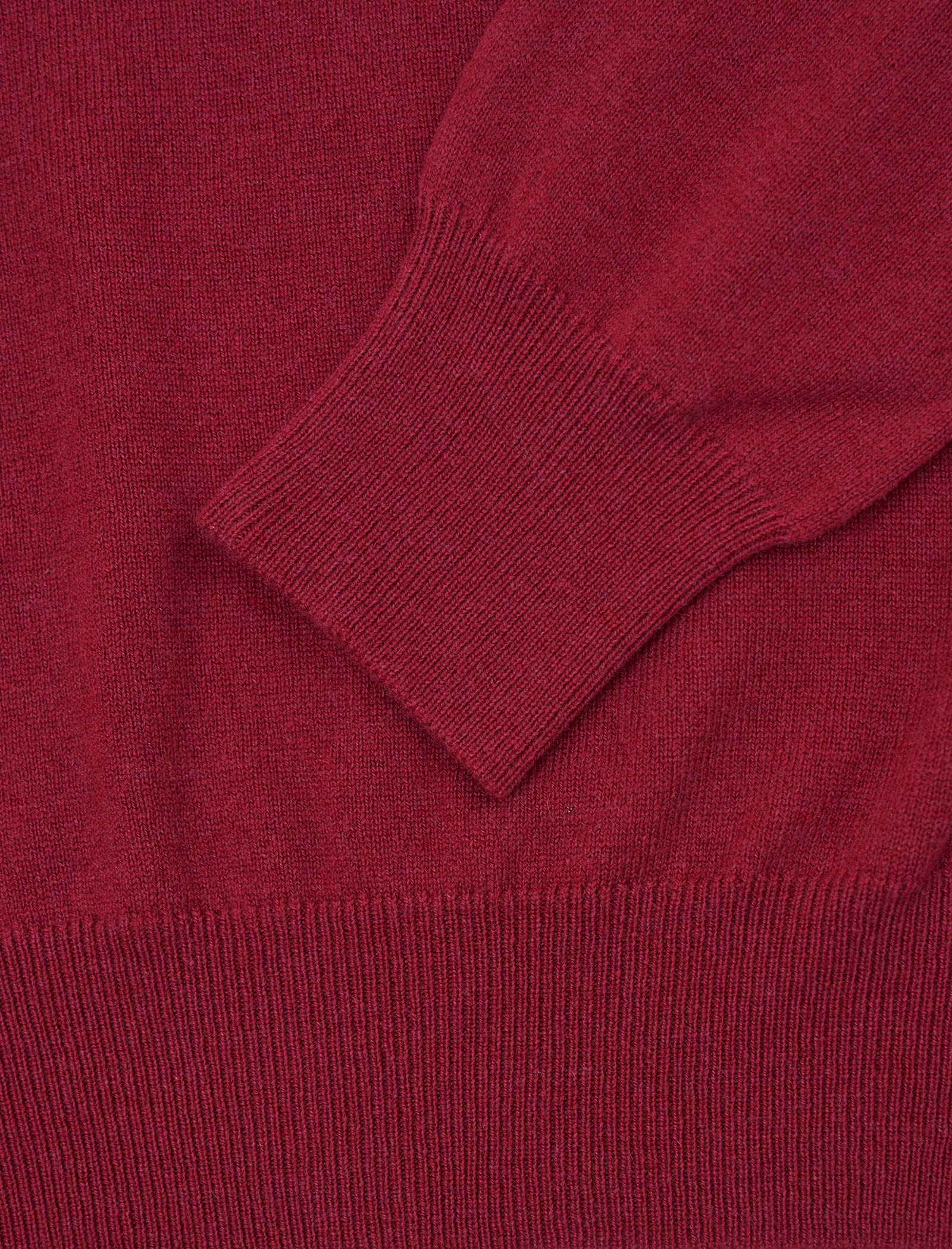 Magenta Mock Neck Cashmere Jumper | 40 Colori